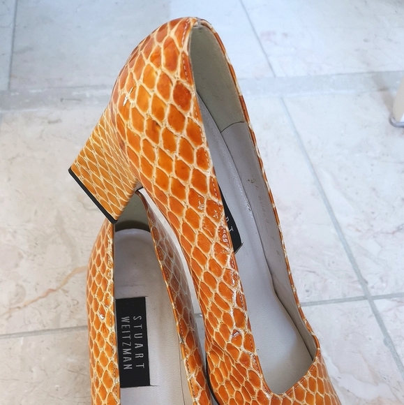 Vintage 90s Stuart Weitzman Yellow Leather Shoes - Picture 5 of 10